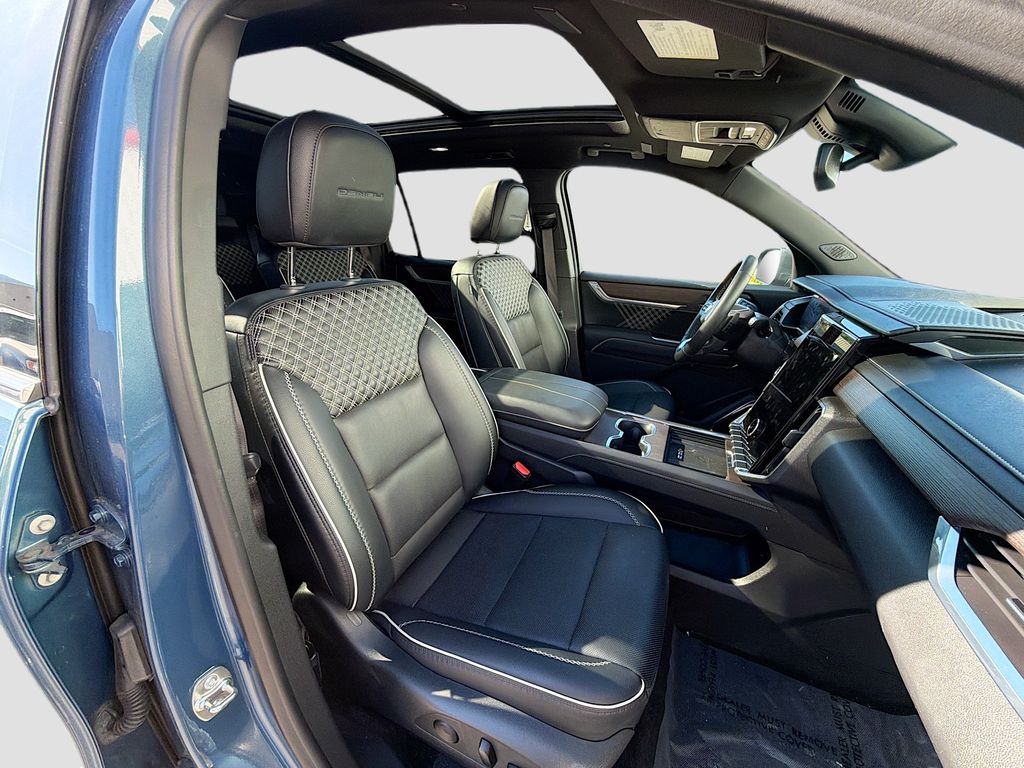 Used 2024 Blue GMC Denali image 31