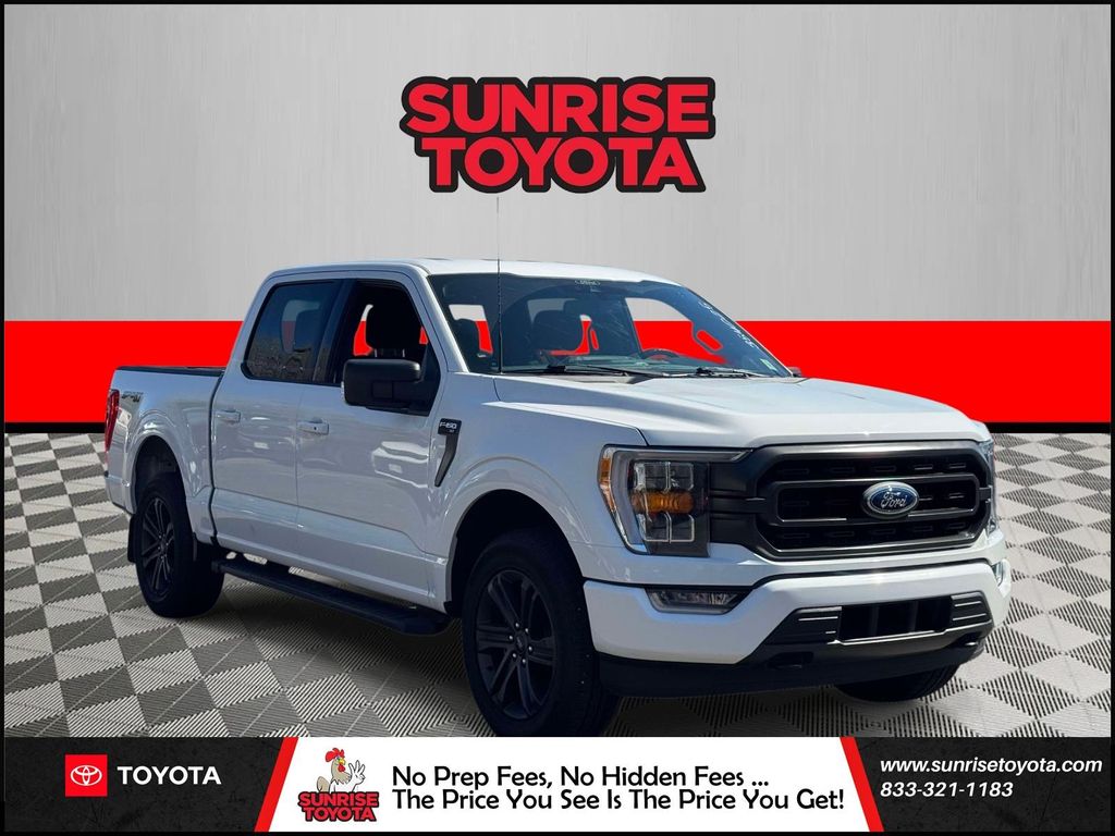2021 Ford F-150 XLT 4x4 SuperCrew 145 in's photo