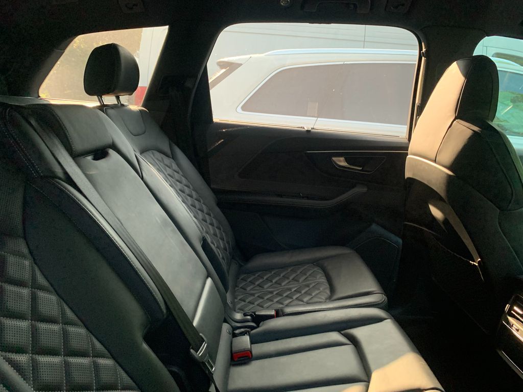 Thumbnail: 2023 Audi SQ7 - 5