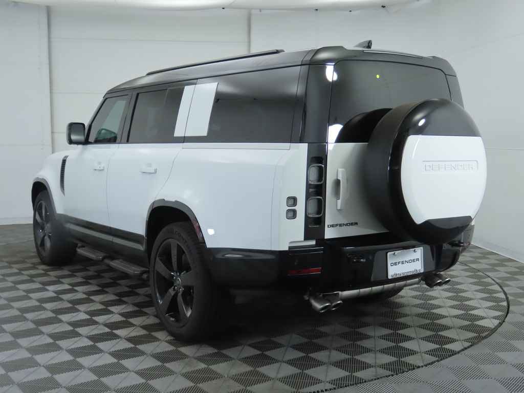 Thumbnail: 2025 Land Rover Defender - 7