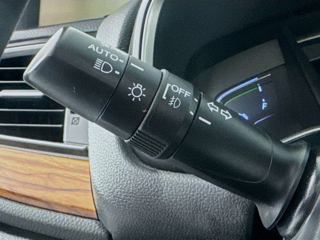 Used Car 2021 Honda Cr-v Hybrid  Touring For Sale Under $35,000 In Austin, Texas