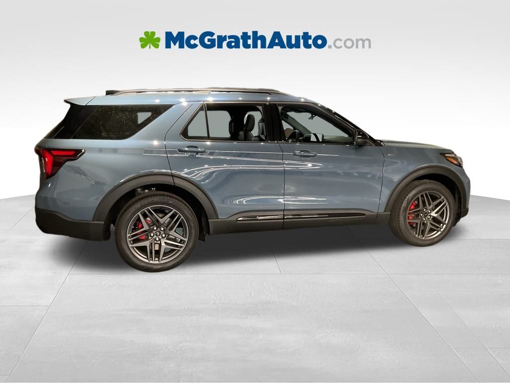 New 2026 Blue Ford ST-Line image 3