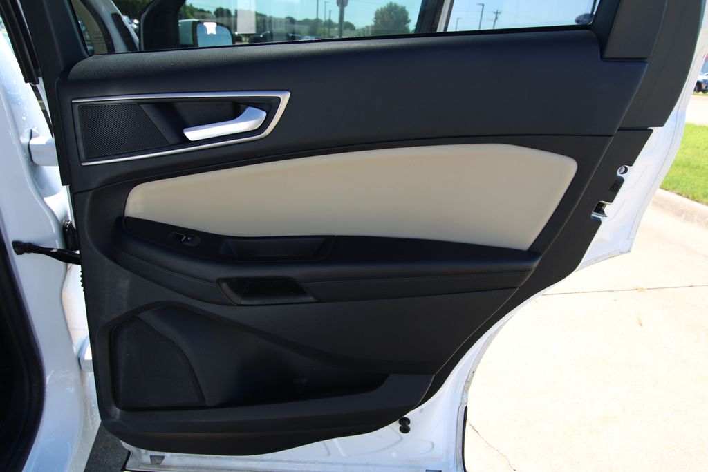 Used 2024 Ford Edge SUV