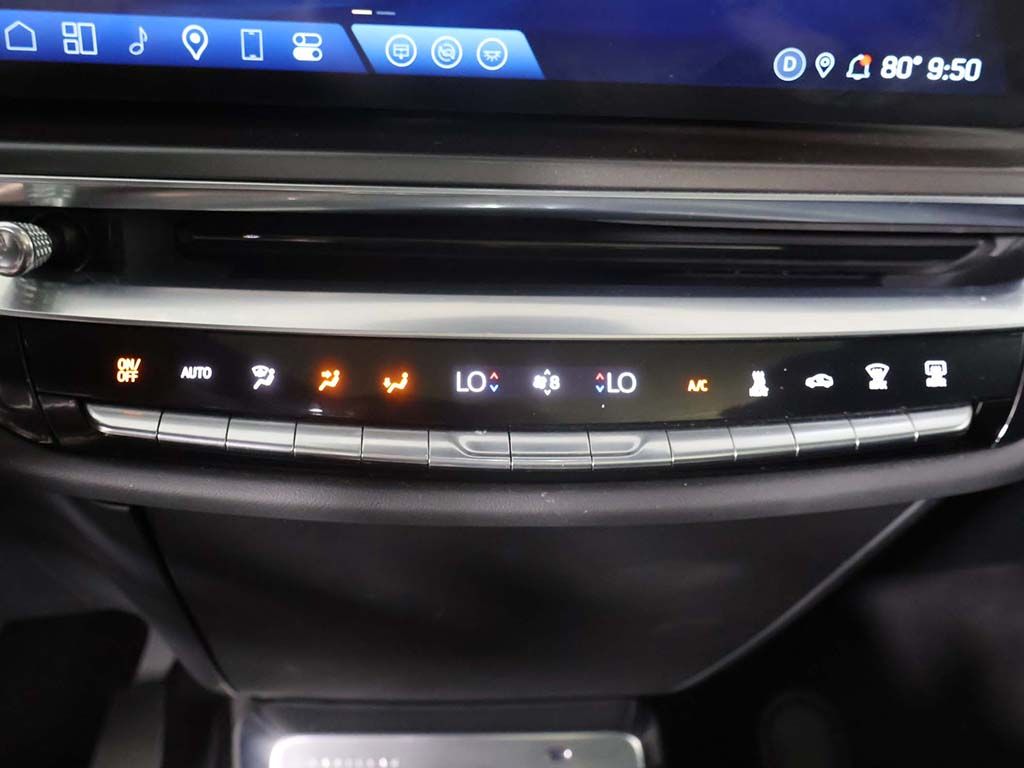 Used 2024 White Cadillac Tech image 42