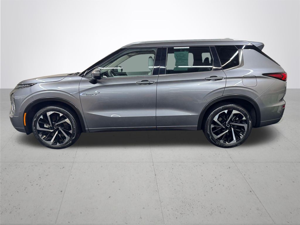 2023 Mitsubishi Outlander PHEV SEL
