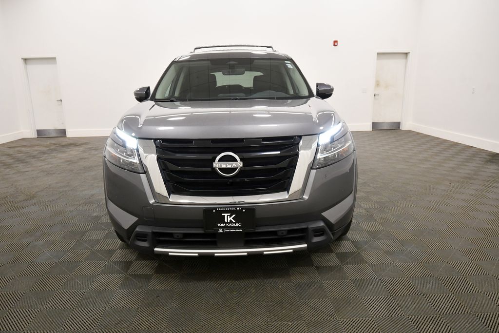 Used 2023 Nissan Pathfinder SUV