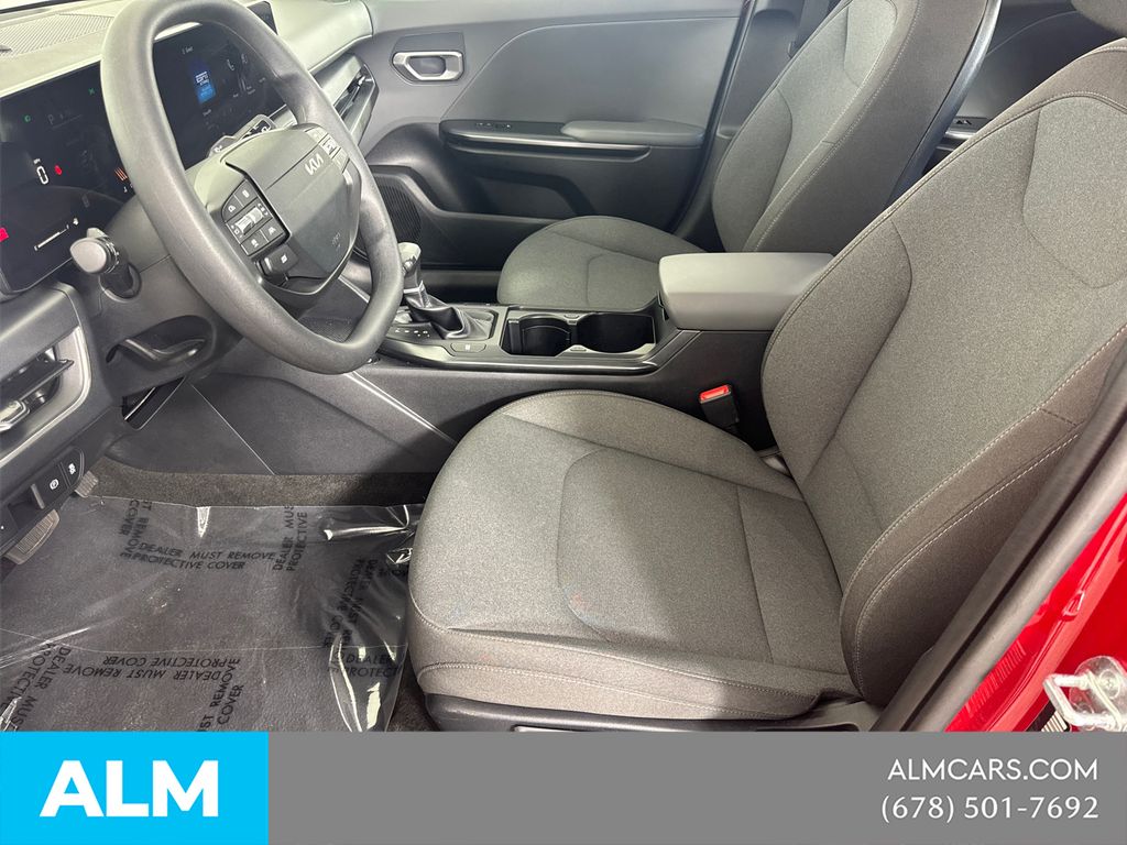 Used 2025 Red Kia LXS image 12