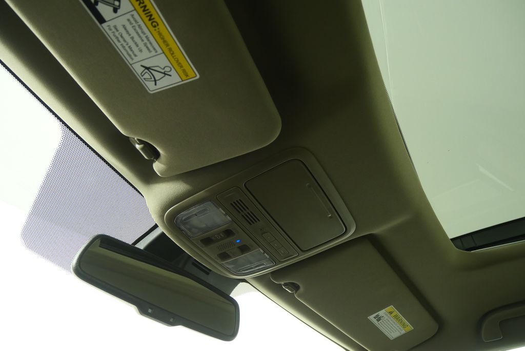 Thumbnail: 2018 Honda Pilot - 25