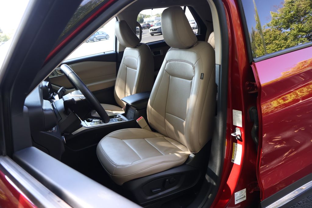 Thumbnail: 2024 Ford Explorer - 29