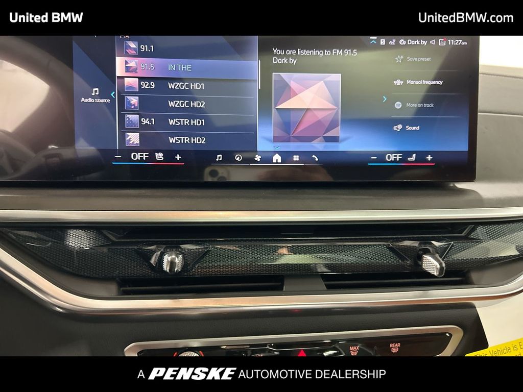 Thumbnail: 2026 BMW X7 - 16