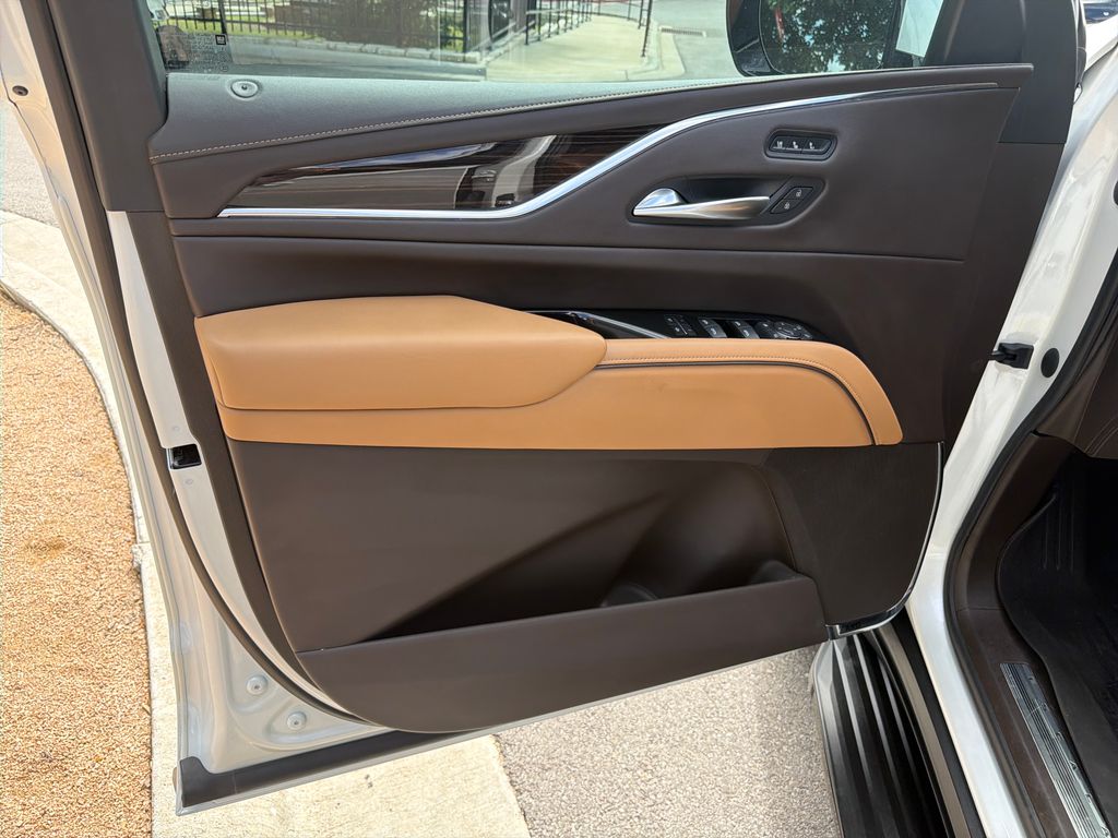 Used 2021 White Cadillac Premium Luxury image 17