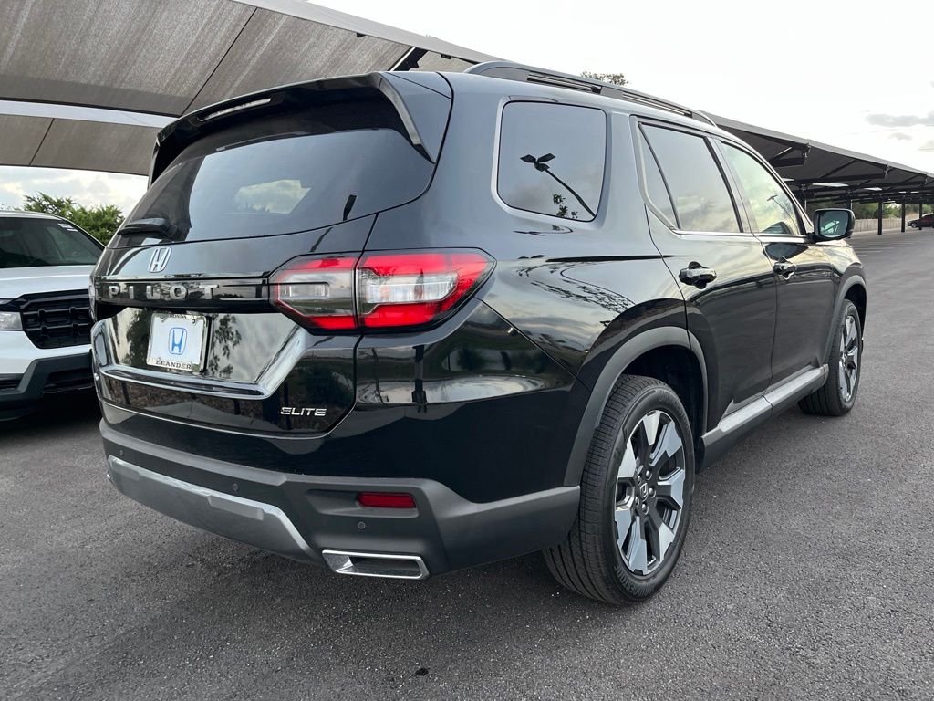 Thumbnail: 2026 Honda Pilot - 4