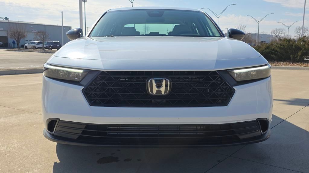2025 Honda Accord SE - Photo 8