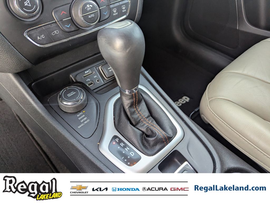 used 2015 Jeep Cherokee car, priced at $8,595