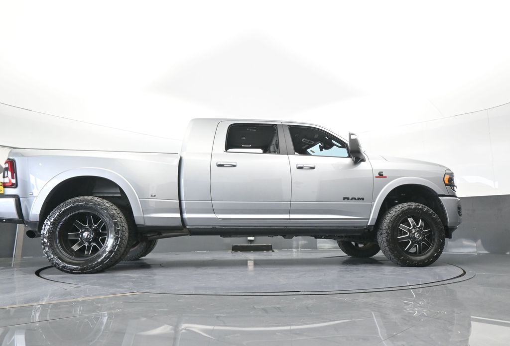 Used 2024 Billet Silver Metallic Clearcoat Ram Limited image 64