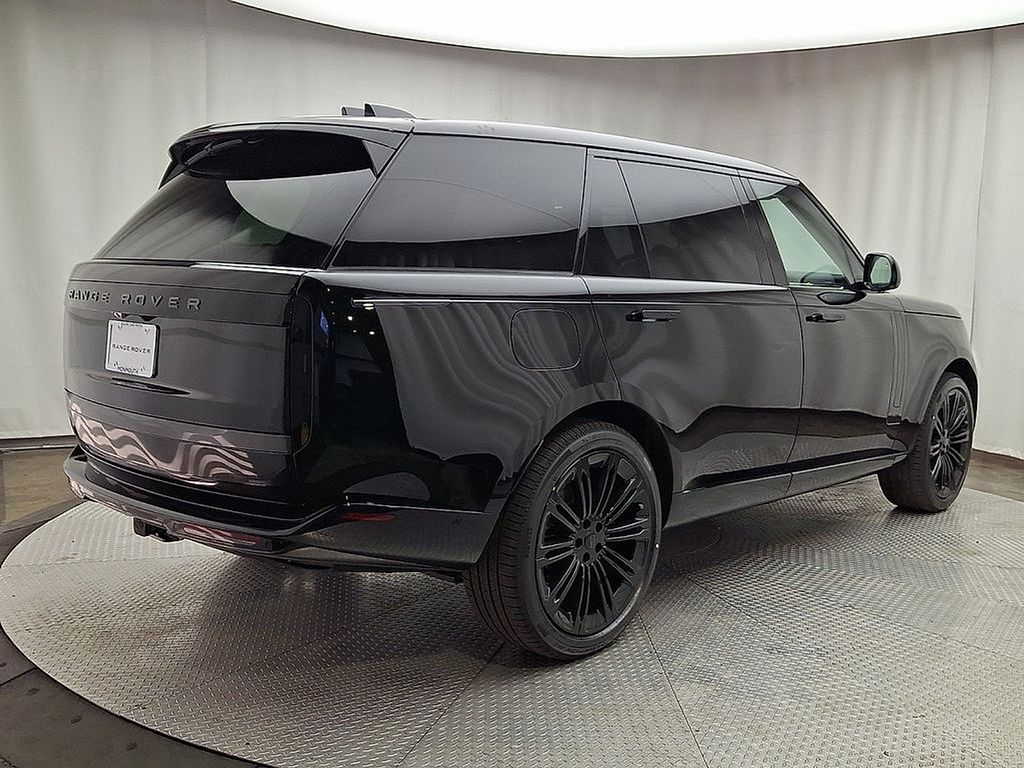Thumbnail: 2026 Land Rover Range Rover - 3