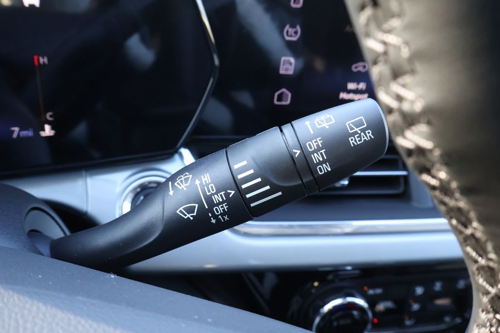 Thumbnail: 2026 Chevrolet Trax - 24