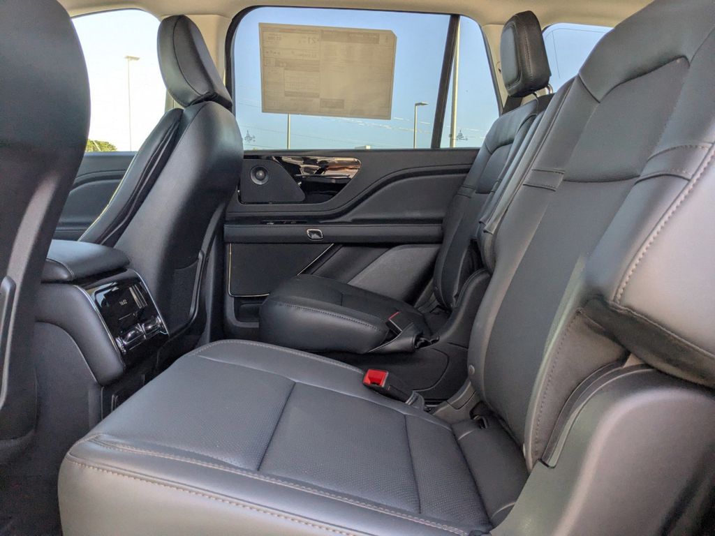 2025 Lincoln Aviator Premiere