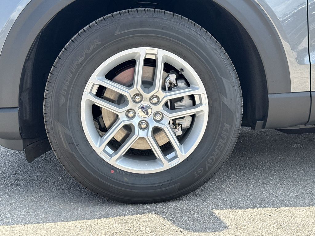 2025 Ford Explorer Active - 8