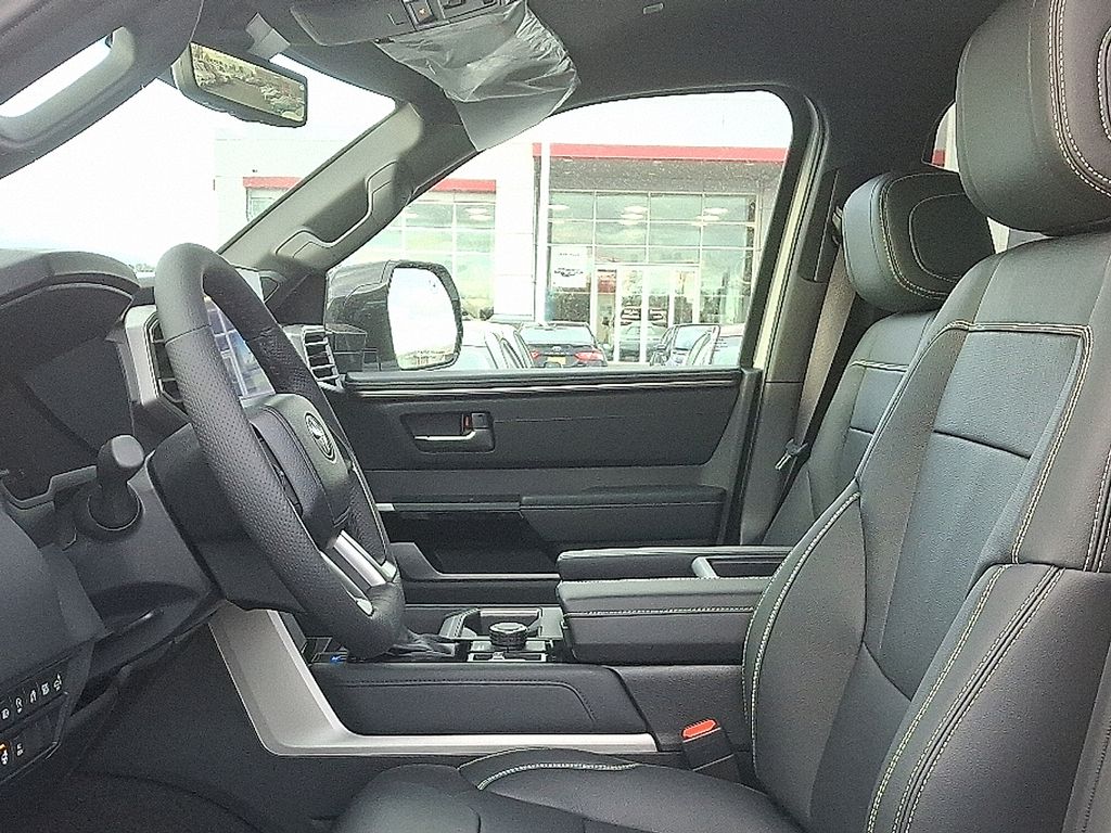 Thumbnail: 2026 Toyota Tundra - 6