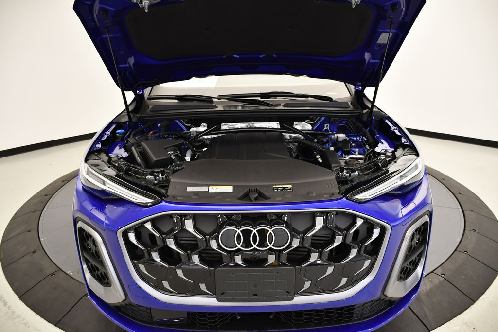 Thumbnail: 2025 Audi Q5 - 12