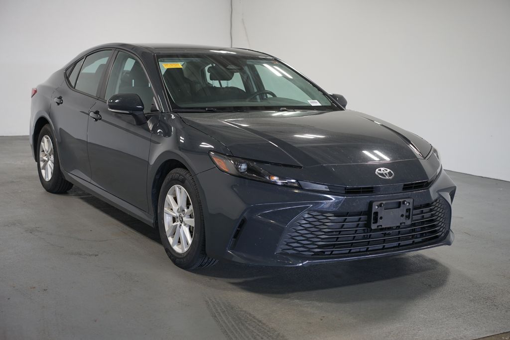 Thumbnail: 2025 Toyota Camry - 3