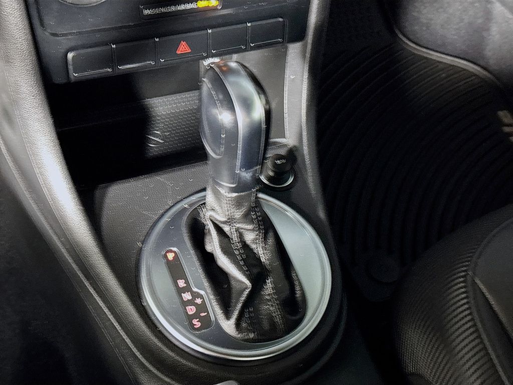 2014 Volkswagen Beetle 2.5L