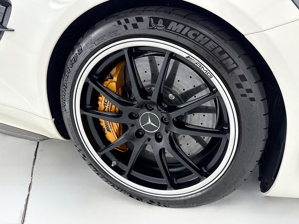 Thumbnail: 2018 Mercedes-Benz AMG GT - 27