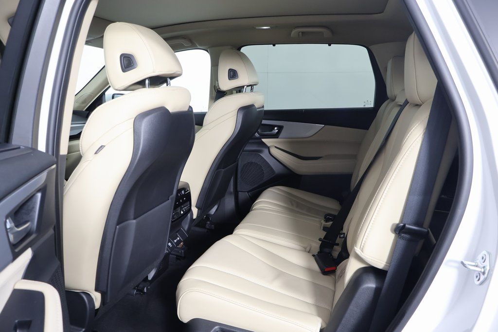Thumbnail: 2024 Acura MDX - 11