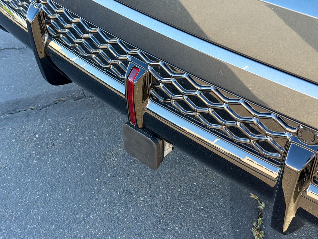 New 2026 Gray Audi 4.0T image 9