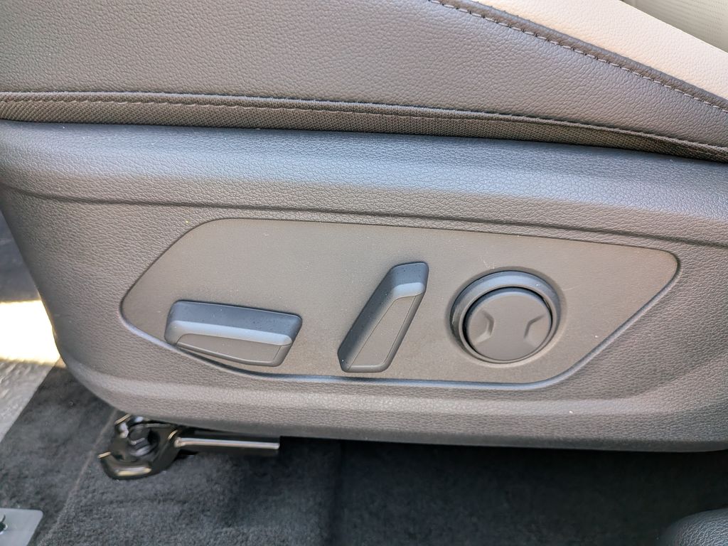 New 2026 Gray Kia EX image 41