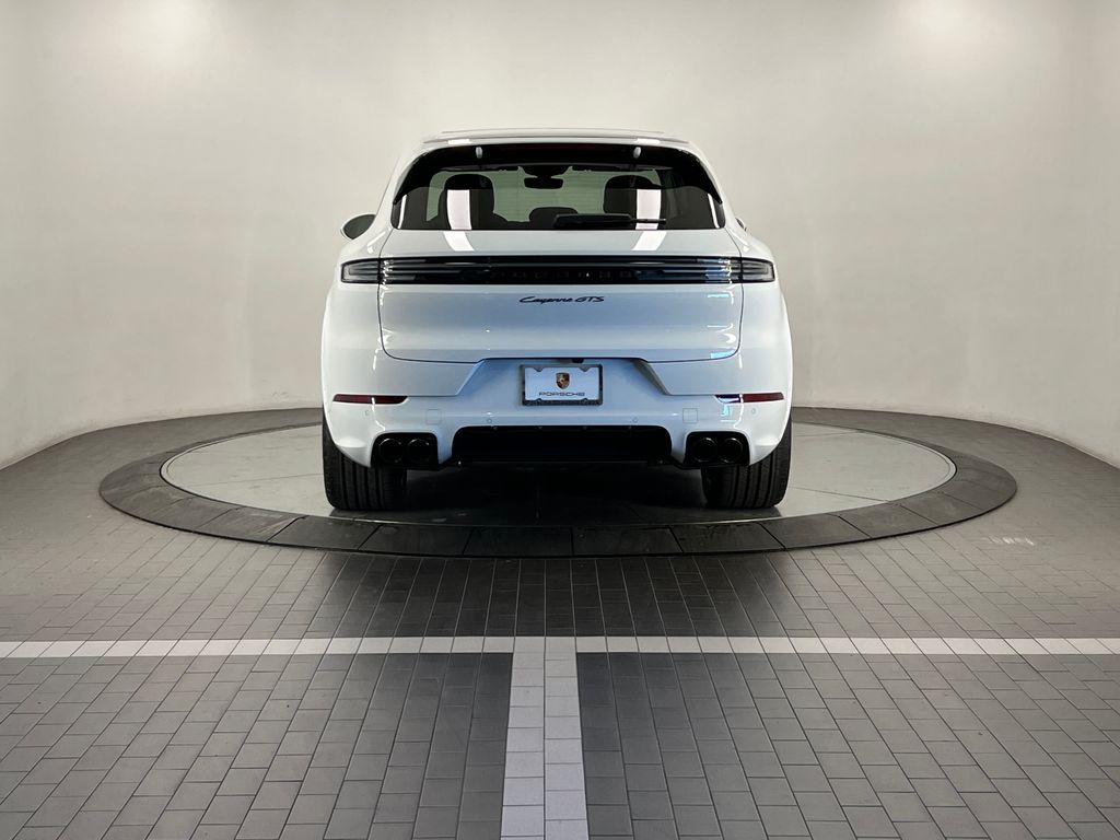 Thumbnail: 2026 Porsche Cayenne - 6