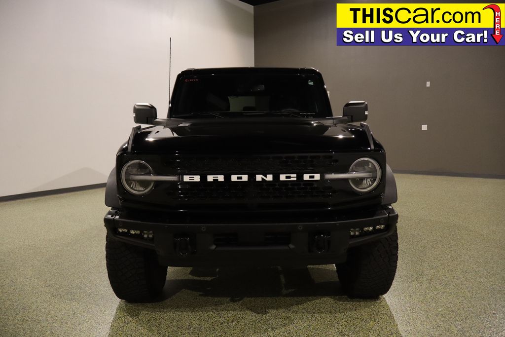 2024 Ford Bronco Wildtrak photo 2