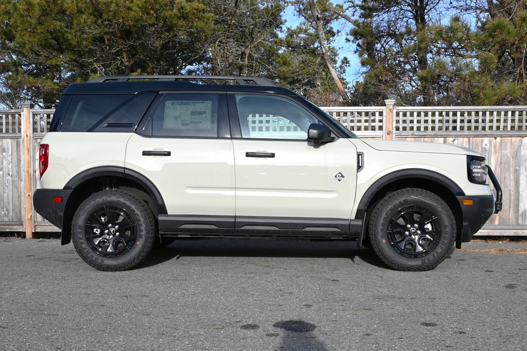 Thumbnail: 2025 Ford Bronco Sport - 6