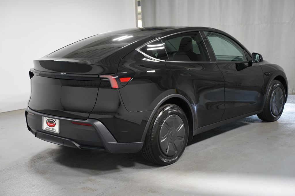 Thumbnail: 2026 Tesla Model Y - 8