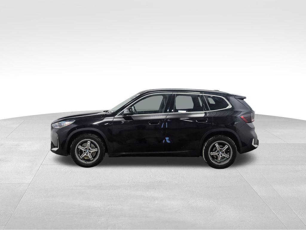 Thumbnail: 2023 BMW X1 - 2