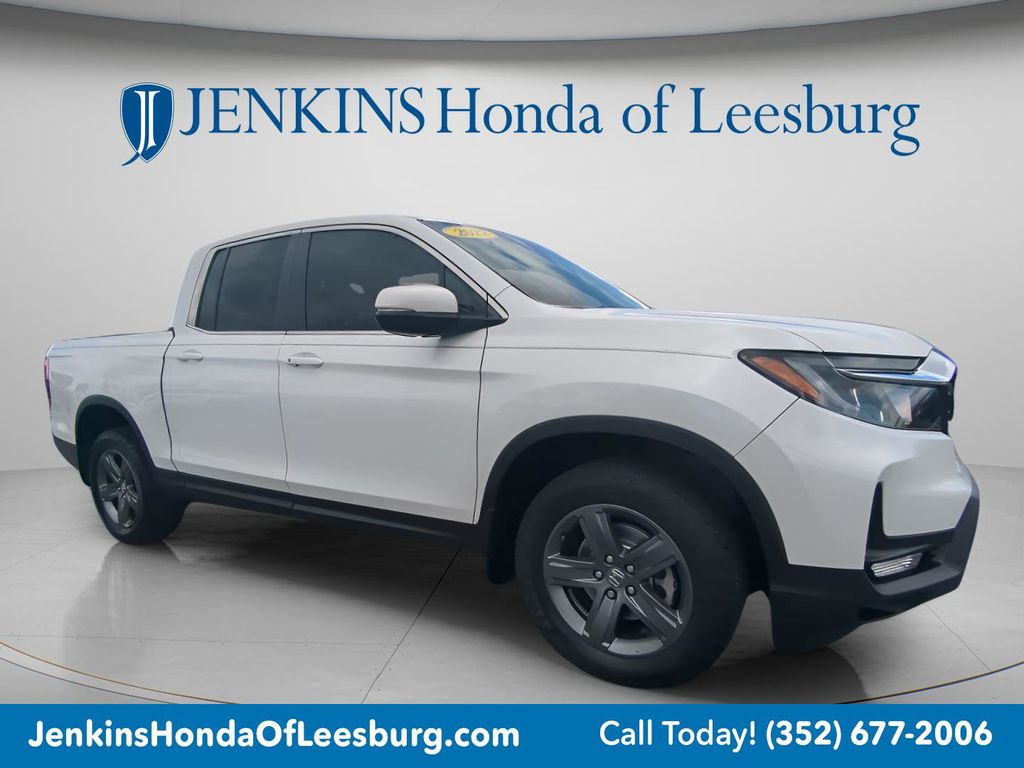 Platinum White 2022 Honda Ridgeline RTL AWD Pickup Truck All-Wheel Drive 9-Speed Automatic