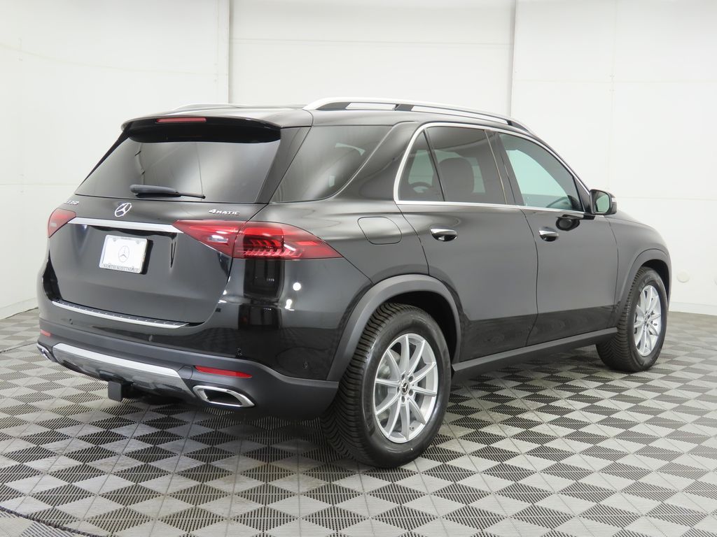 Thumbnail: 2026 Mercedes-Benz GLE - 5