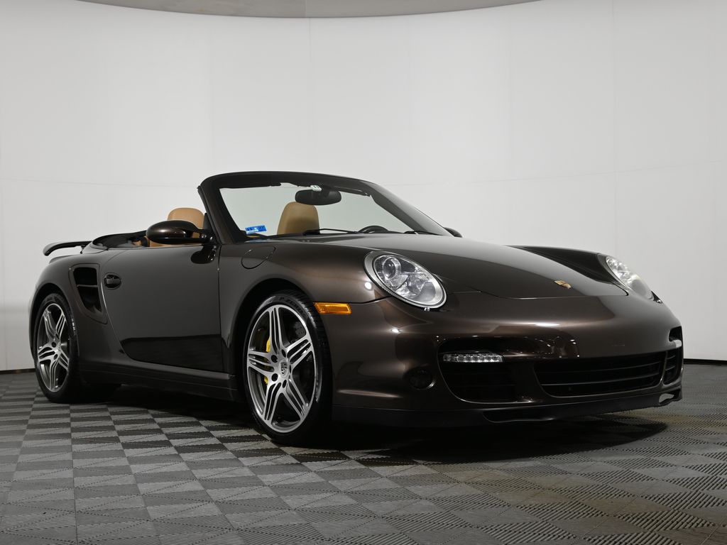 Thumbnail: 2008 Porsche 911 - 17