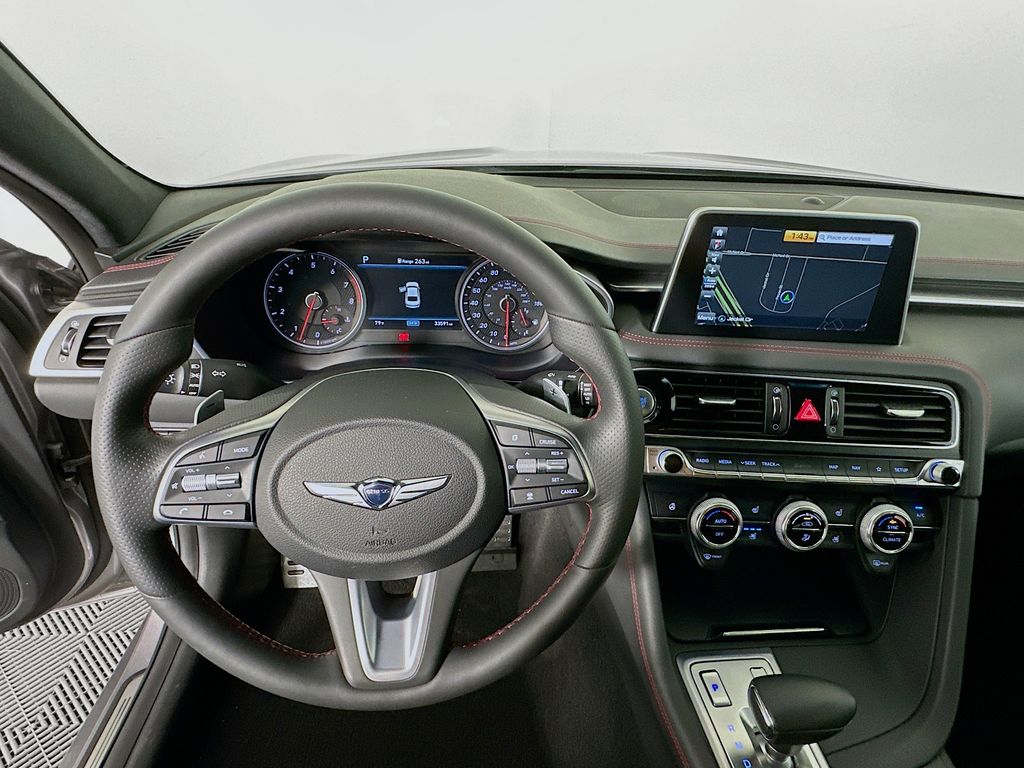 Thumbnail: 2020 Genesis G70 - 11