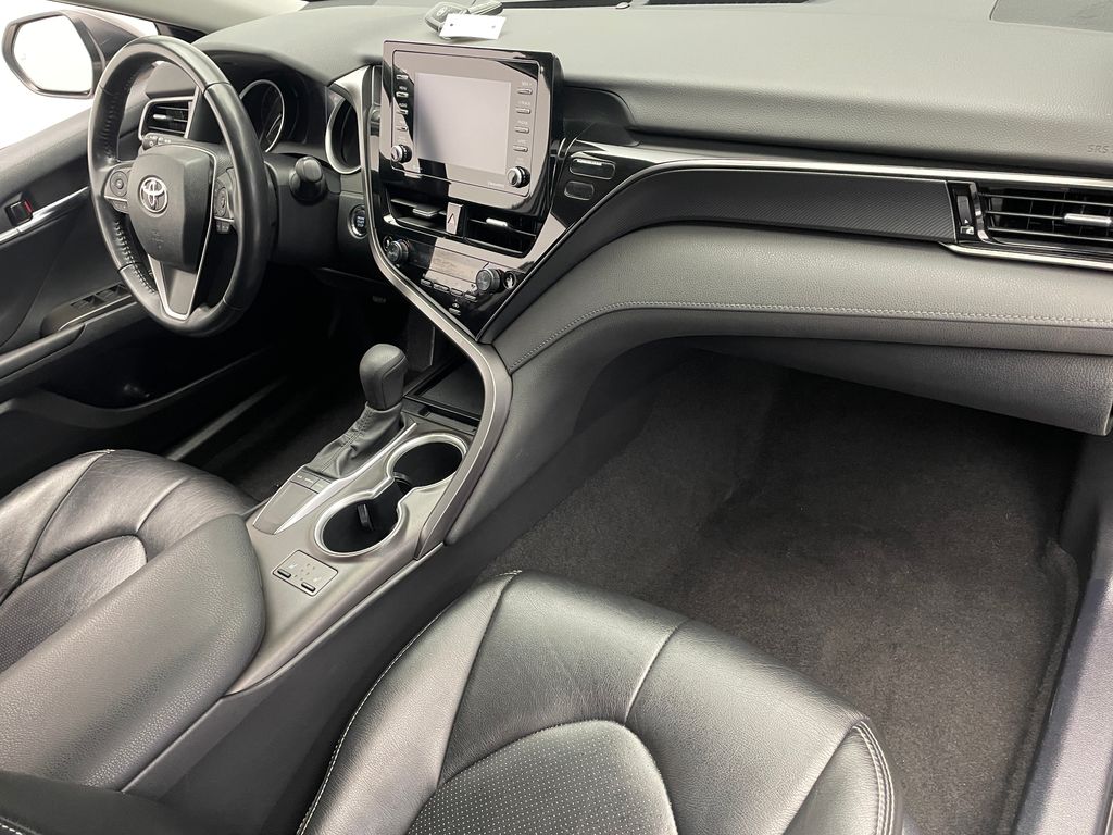 Thumbnail: 2023 Toyota Camry - 16