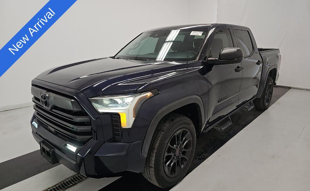 2023 Toyota Tundra SR5 CrewMax Cab 4WD
