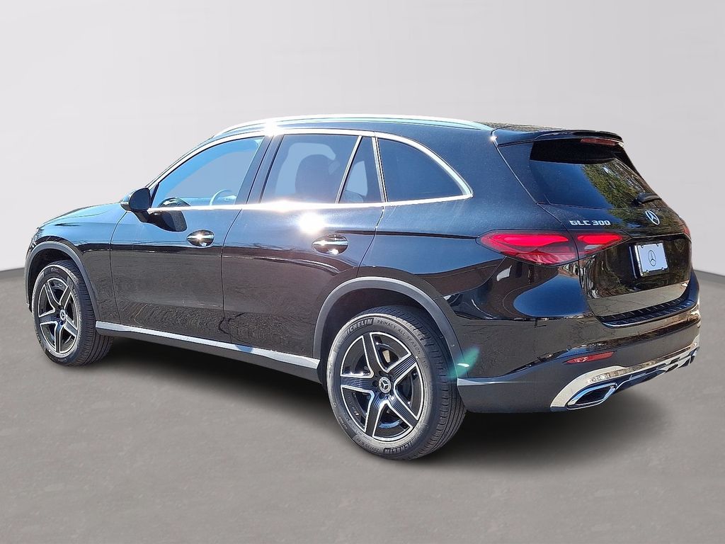 Thumbnail: 2026 Mercedes-Benz GLC - 4