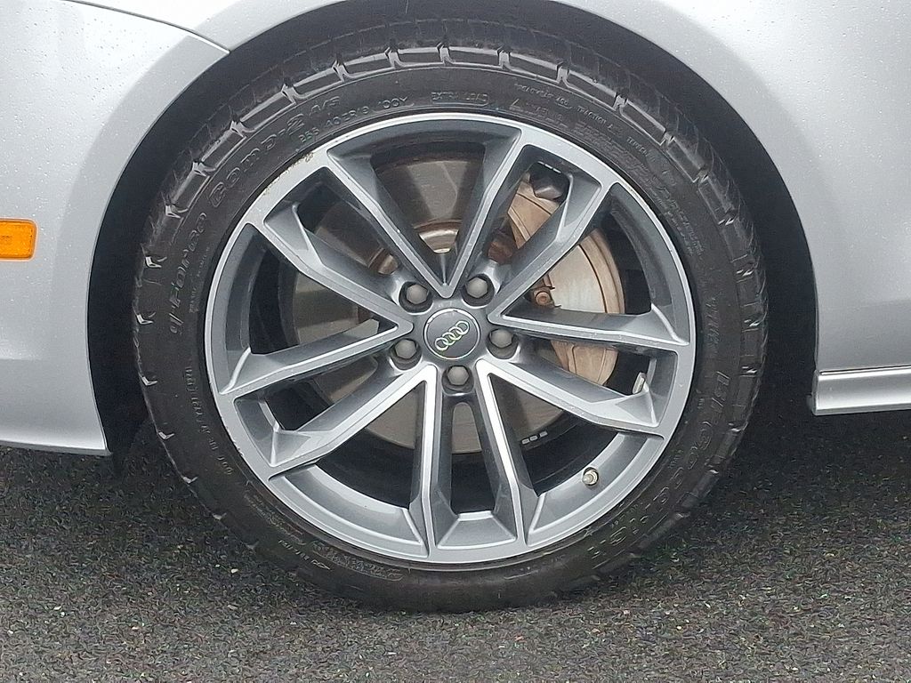 Thumbnail: 2012 Audi A7 - 8