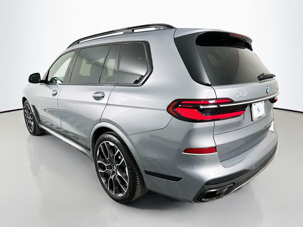 Thumbnail: 2023 BMW X7 - 7