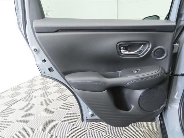 Thumbnail: 2025 Acura ADX - 27