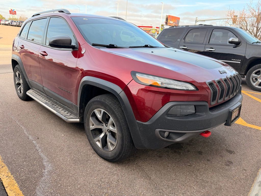 Deep Cherry Red Crystal Pearlcoat 2014 Jeep Cherokee Trailhawk 4WD SUV / Crossover Four-Wheel Drive 9-Speed Automatic