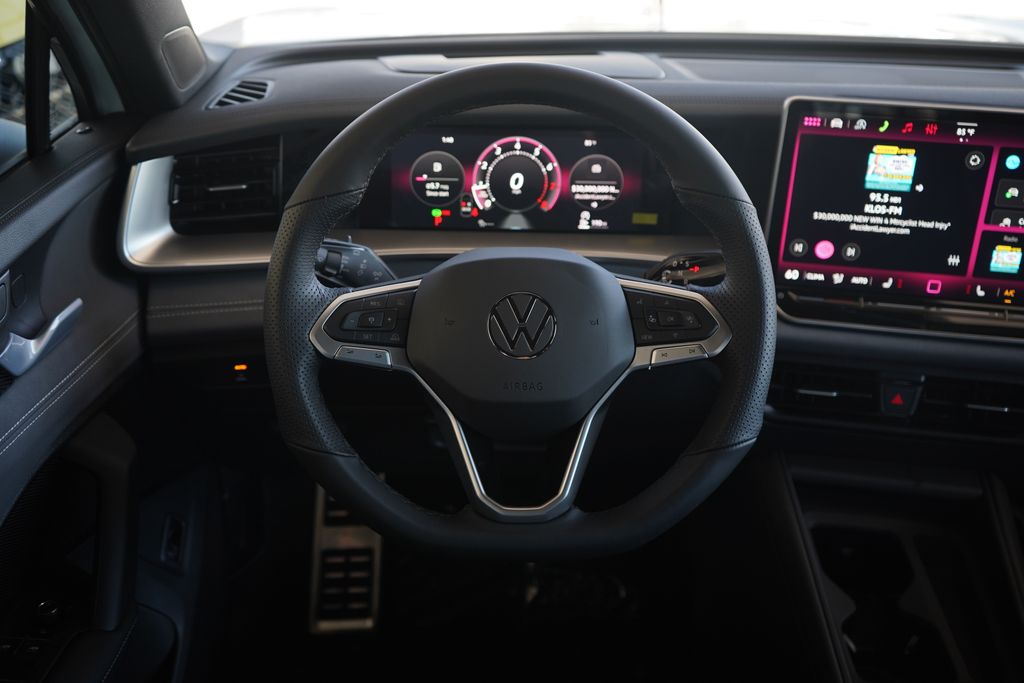 Thumbnail: 2026 Volkswagen Tiguan - 10
