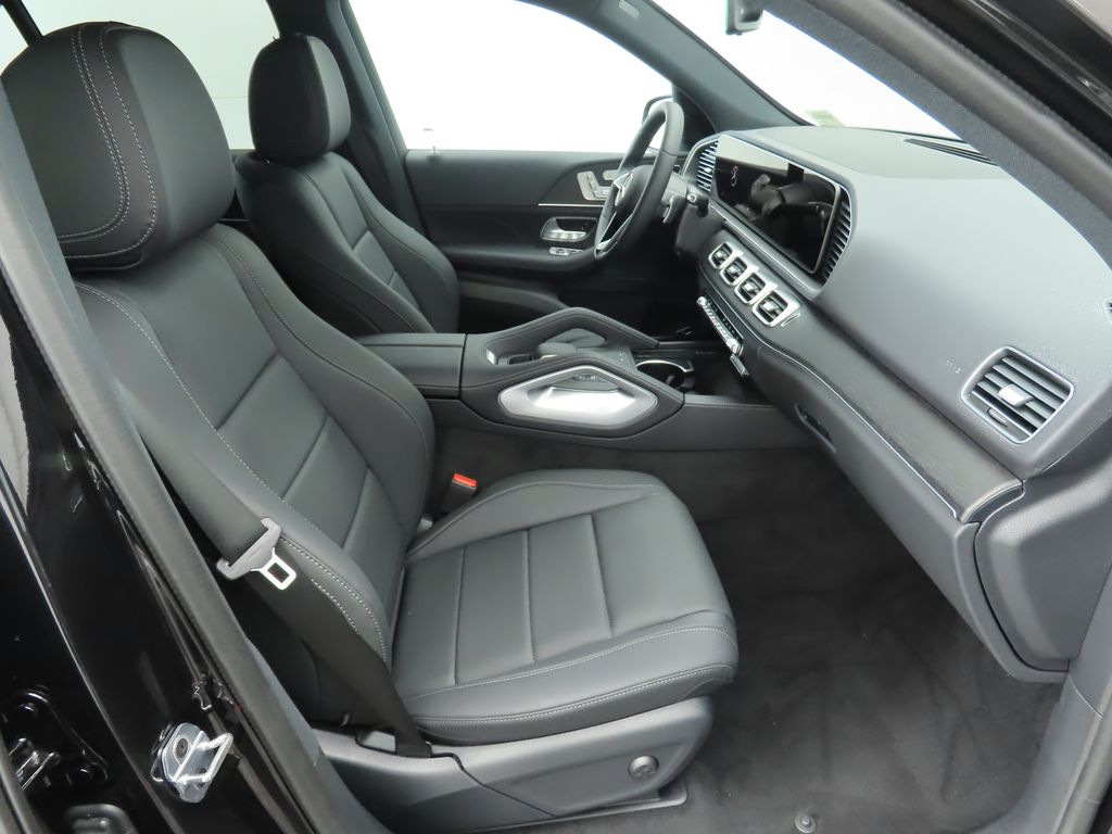 Thumbnail: 2026 Mercedes-Benz GLE - 20