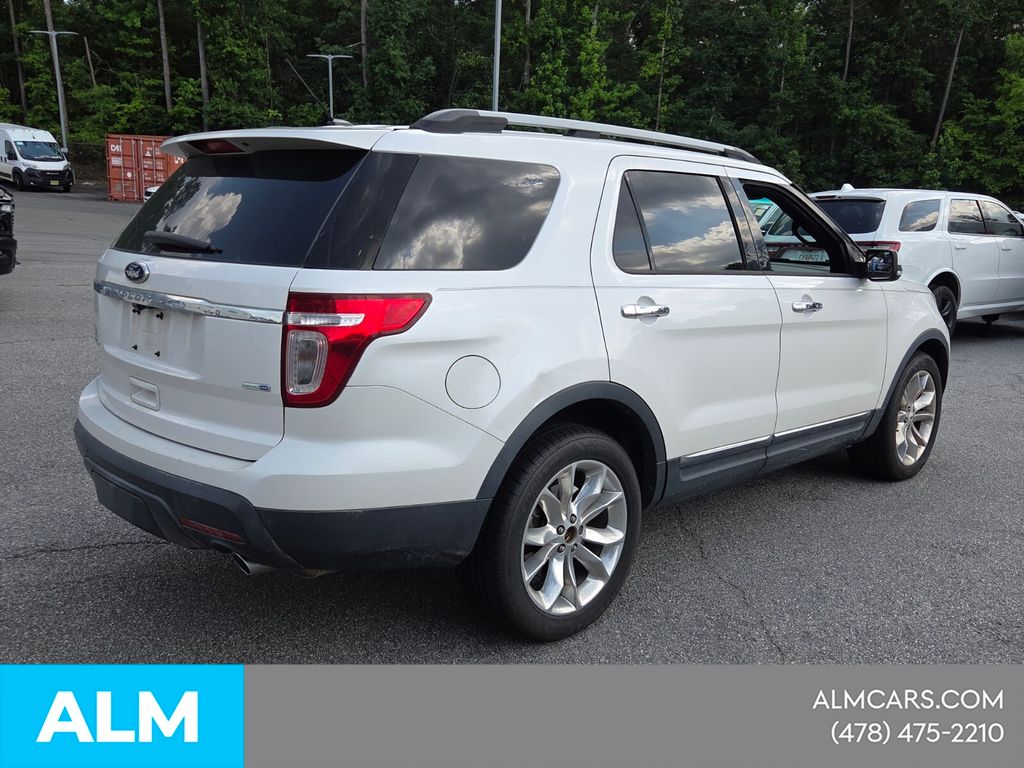 Used 2015 White Ford Limited image 14